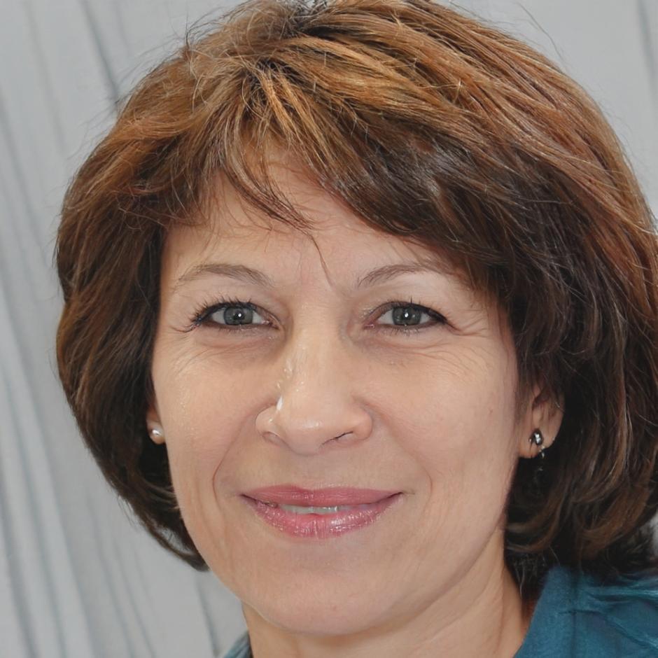 Professional headshot of Lisa Rodriguez